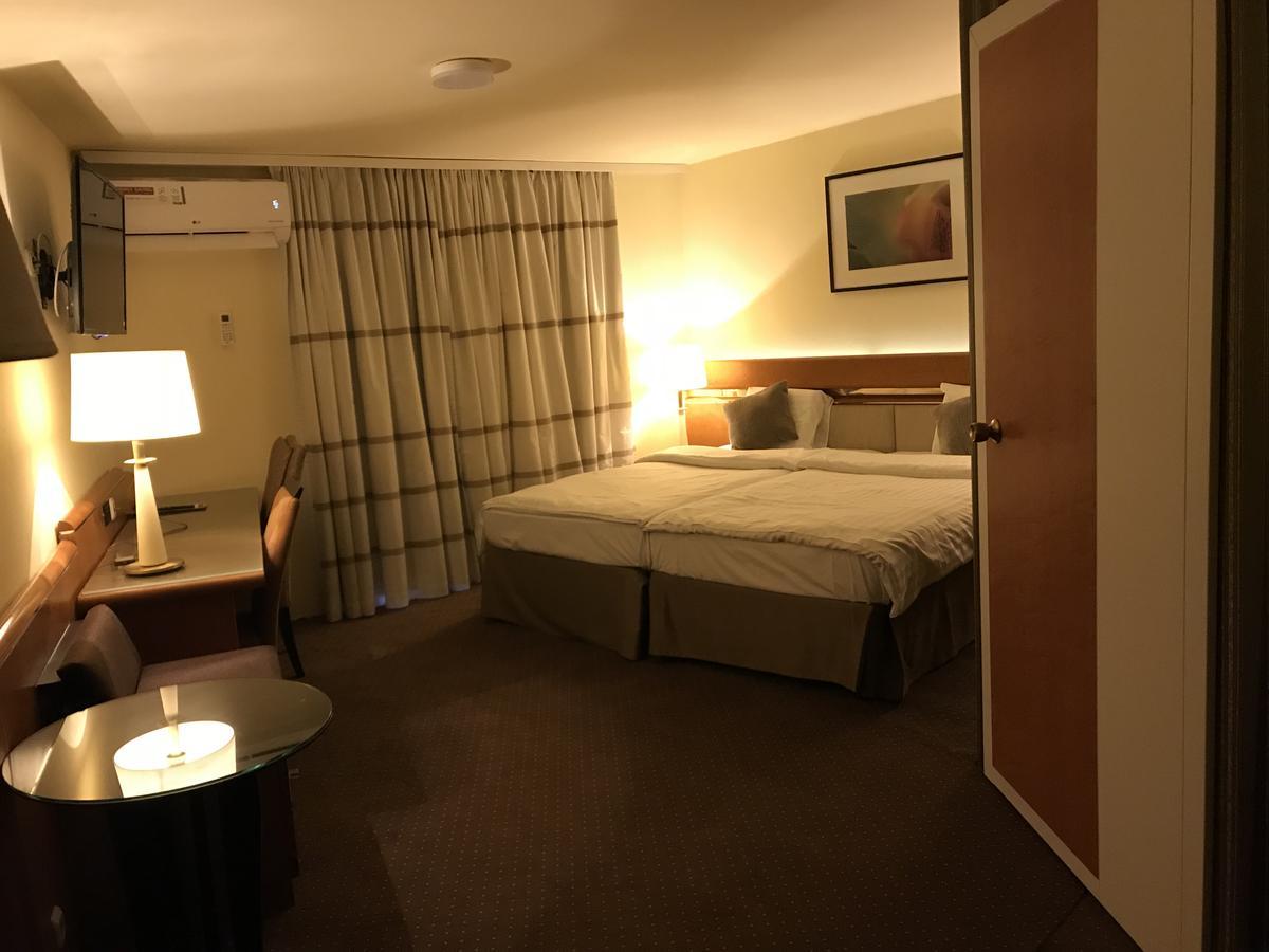 Hotel Podzamcze Tarnow Luaran gambar