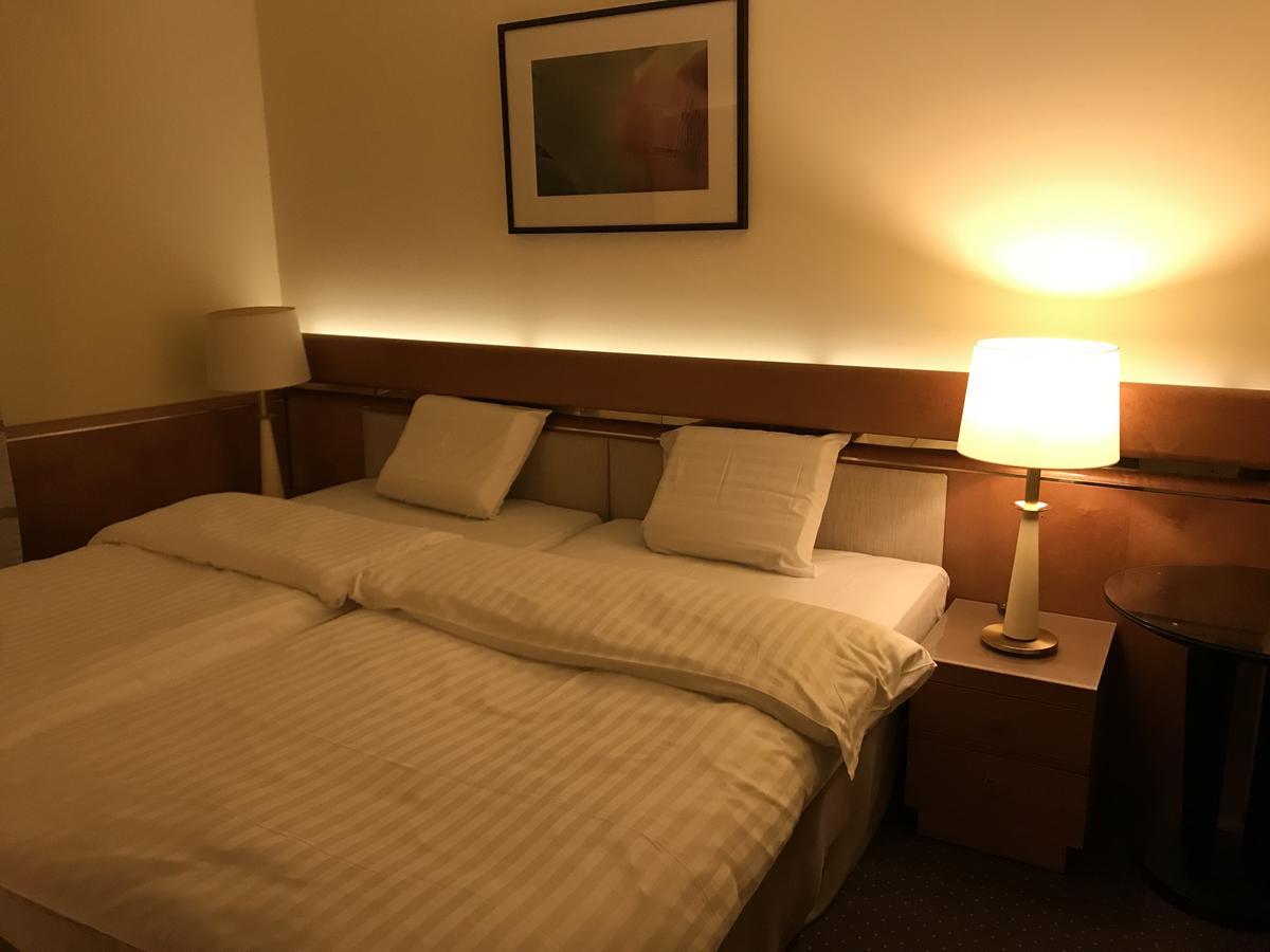 Hotel Podzamcze Tarnow Luaran gambar