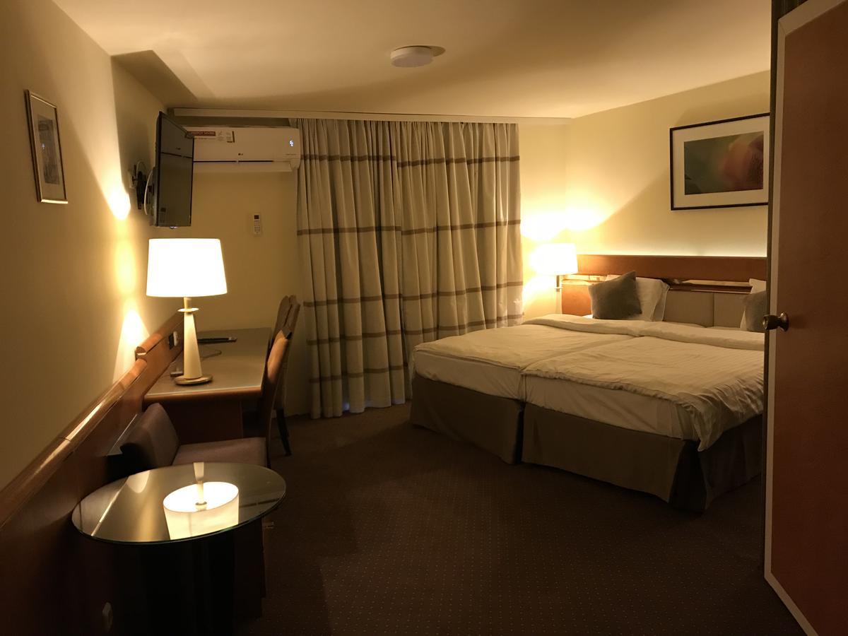 Hotel Podzamcze Tarnow Luaran gambar